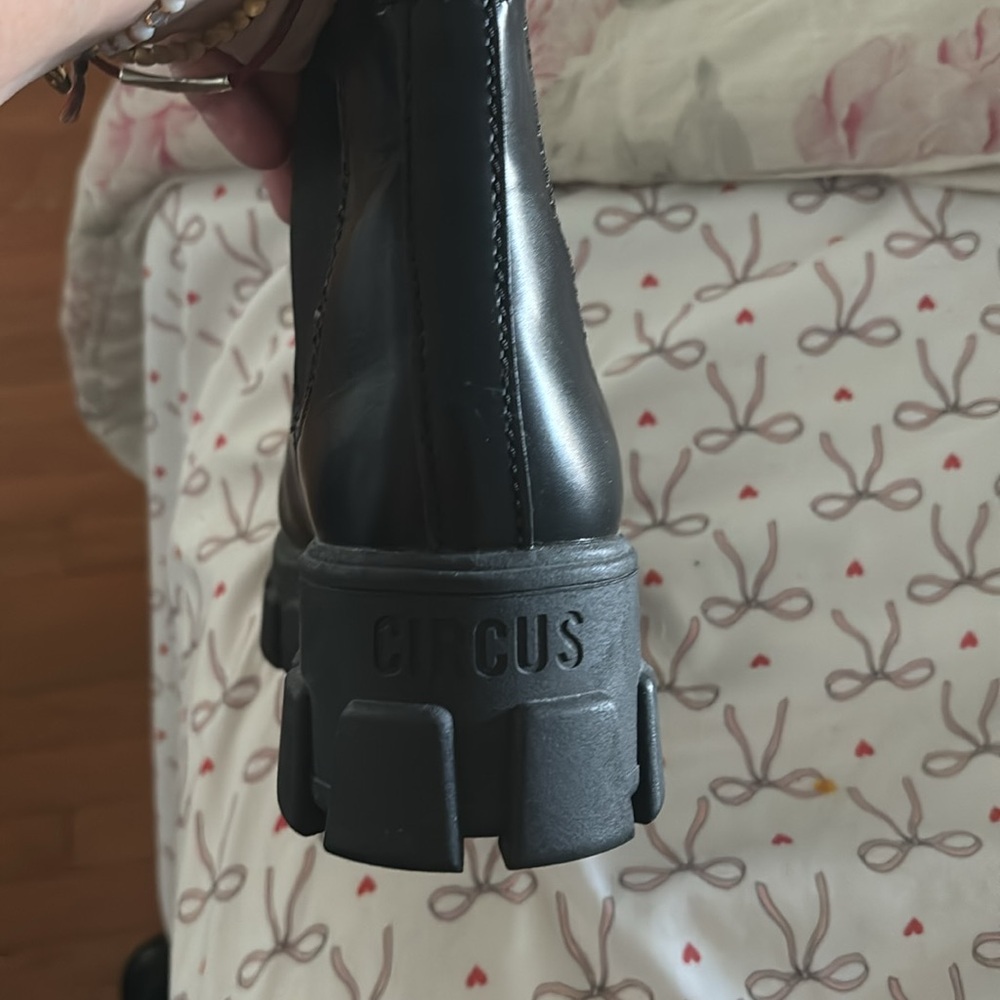 Never worn Sam Edelman Circus lug bootie! - Picture 5 of 5